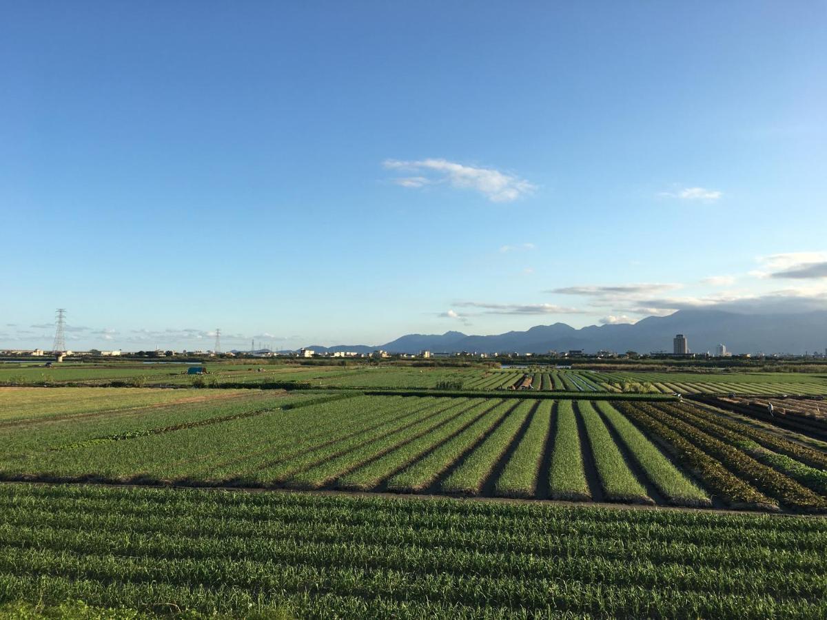 啾吉民宿河畔館 宜蘭五結8到14人包棟民宿 Yilan Экстерьер фото